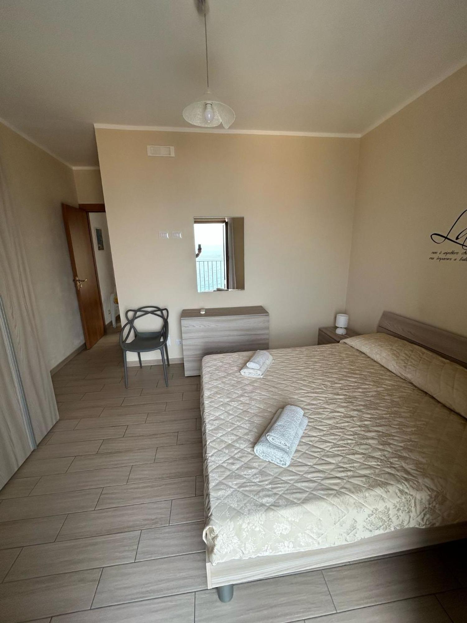 Dea Del Borgo Villa ซานตามโบรโจ ภายนอก รูปภาพ