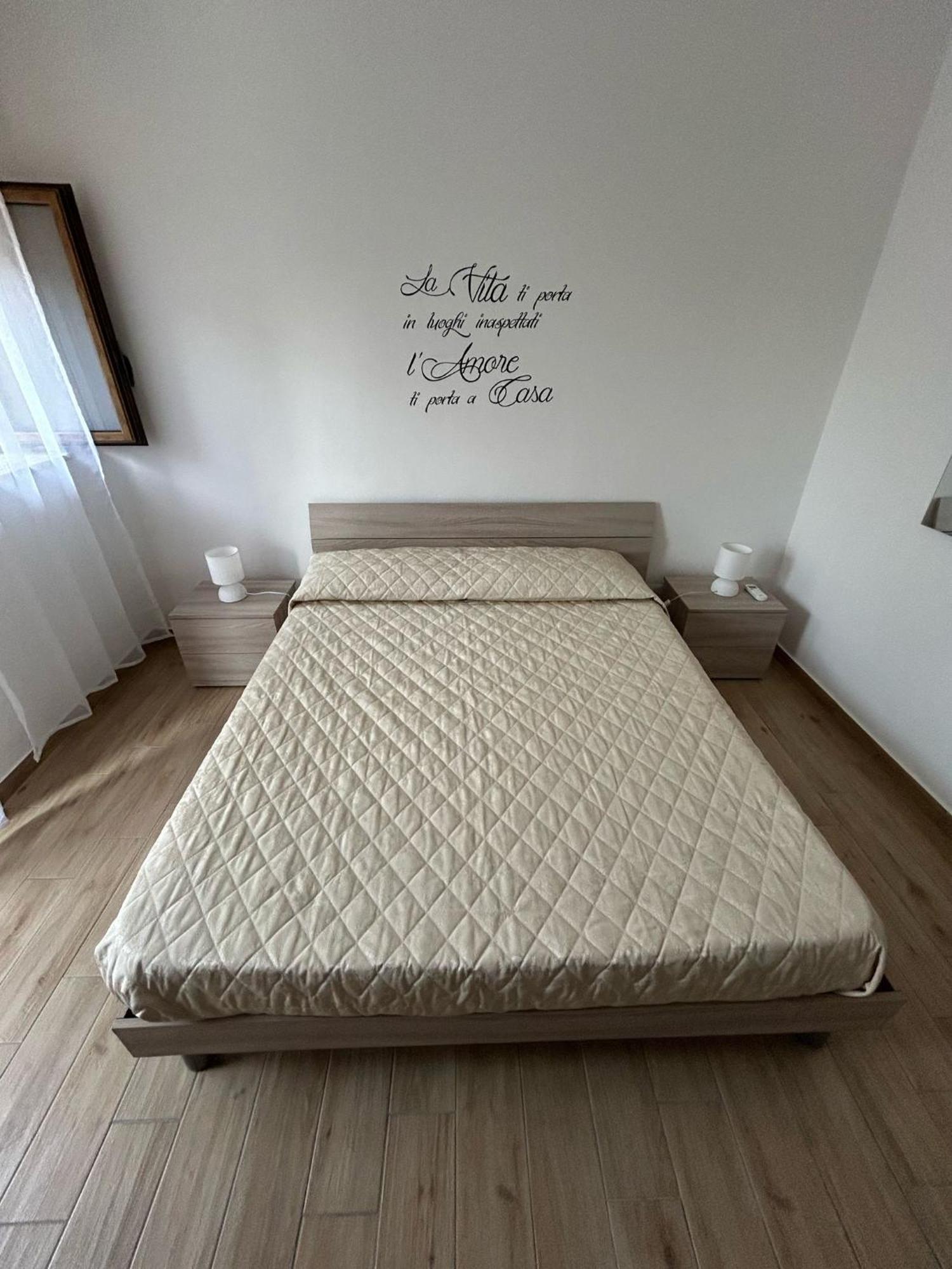 Dea Del Borgo Villa ซานตามโบรโจ ภายนอก รูปภาพ