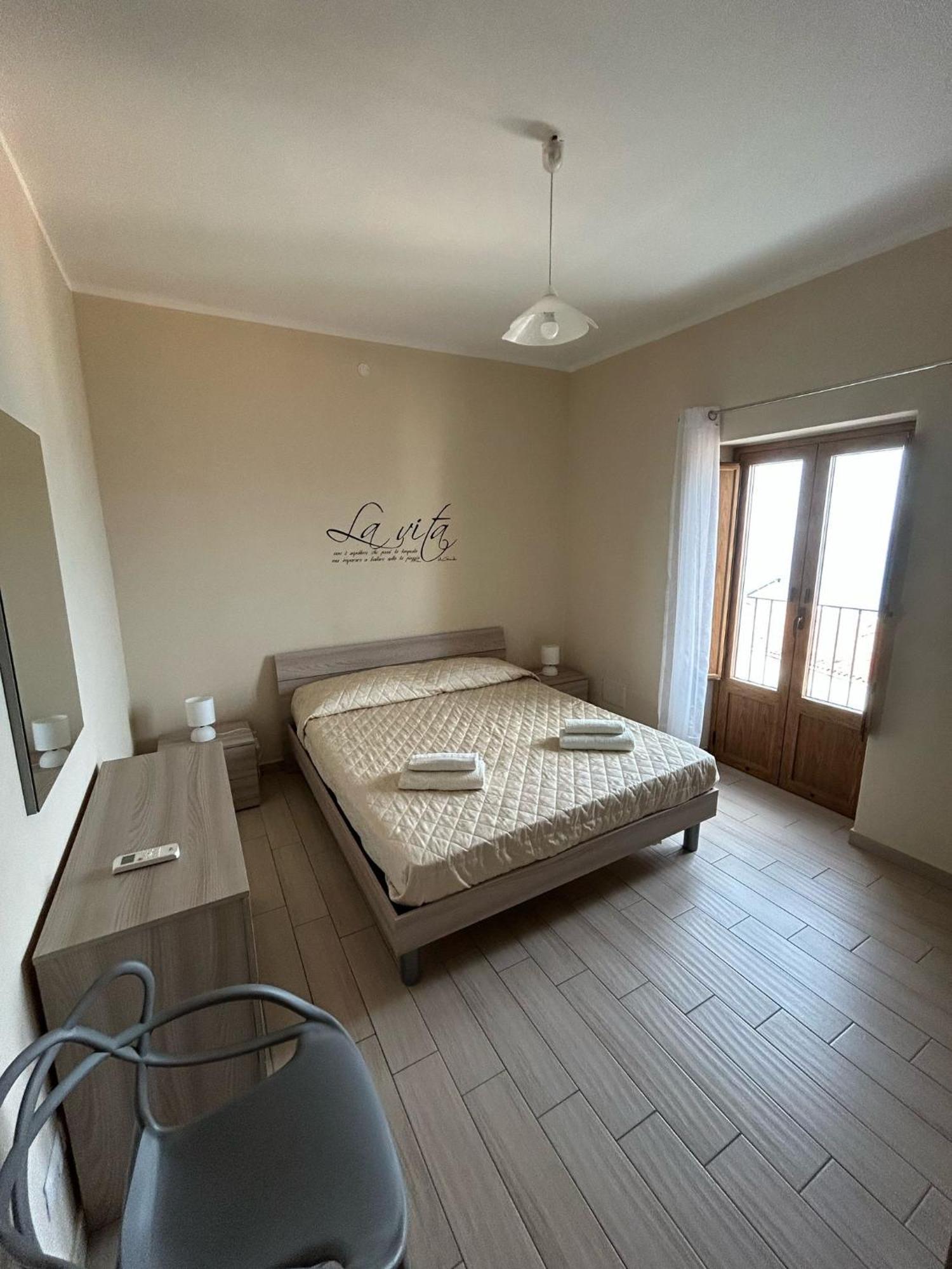 Dea Del Borgo Villa ซานตามโบรโจ ภายนอก รูปภาพ
